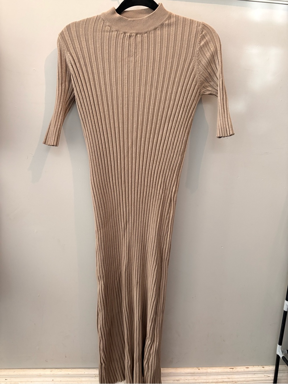 tea n rose Beige Ribbed Maxi Dress